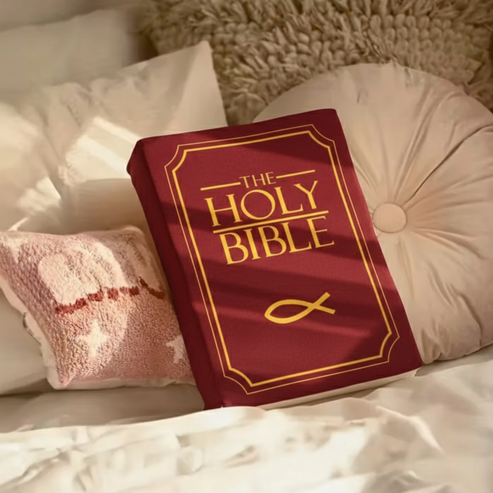 Coussin Bible Rouge