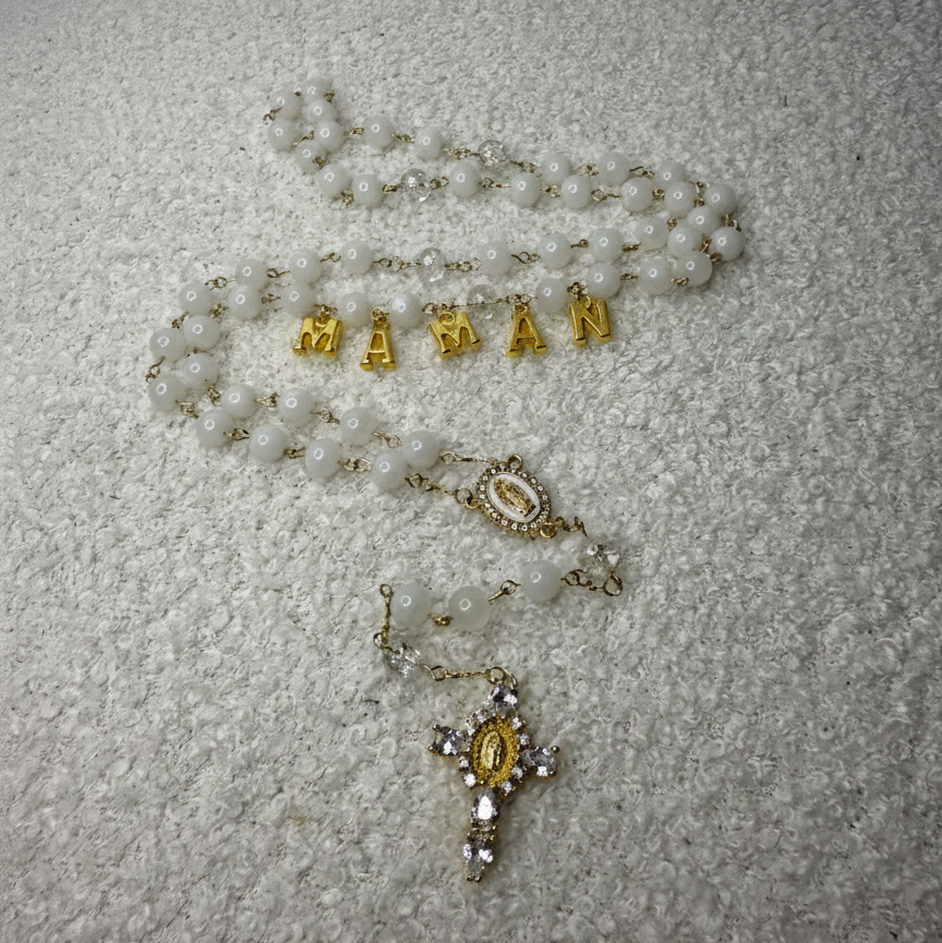 Chapelet Blanc  "MAMAN"