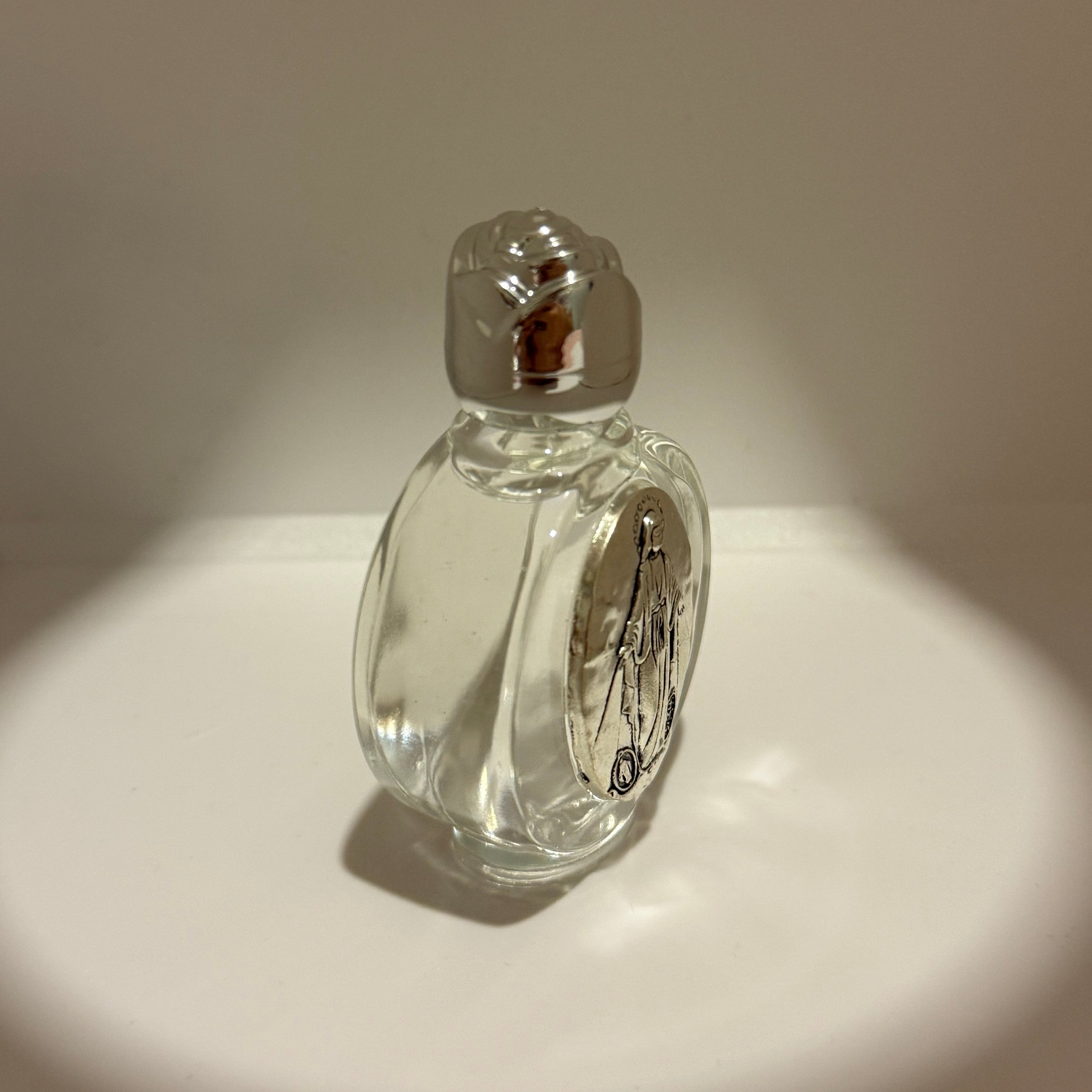 Eau bénite en Argenté