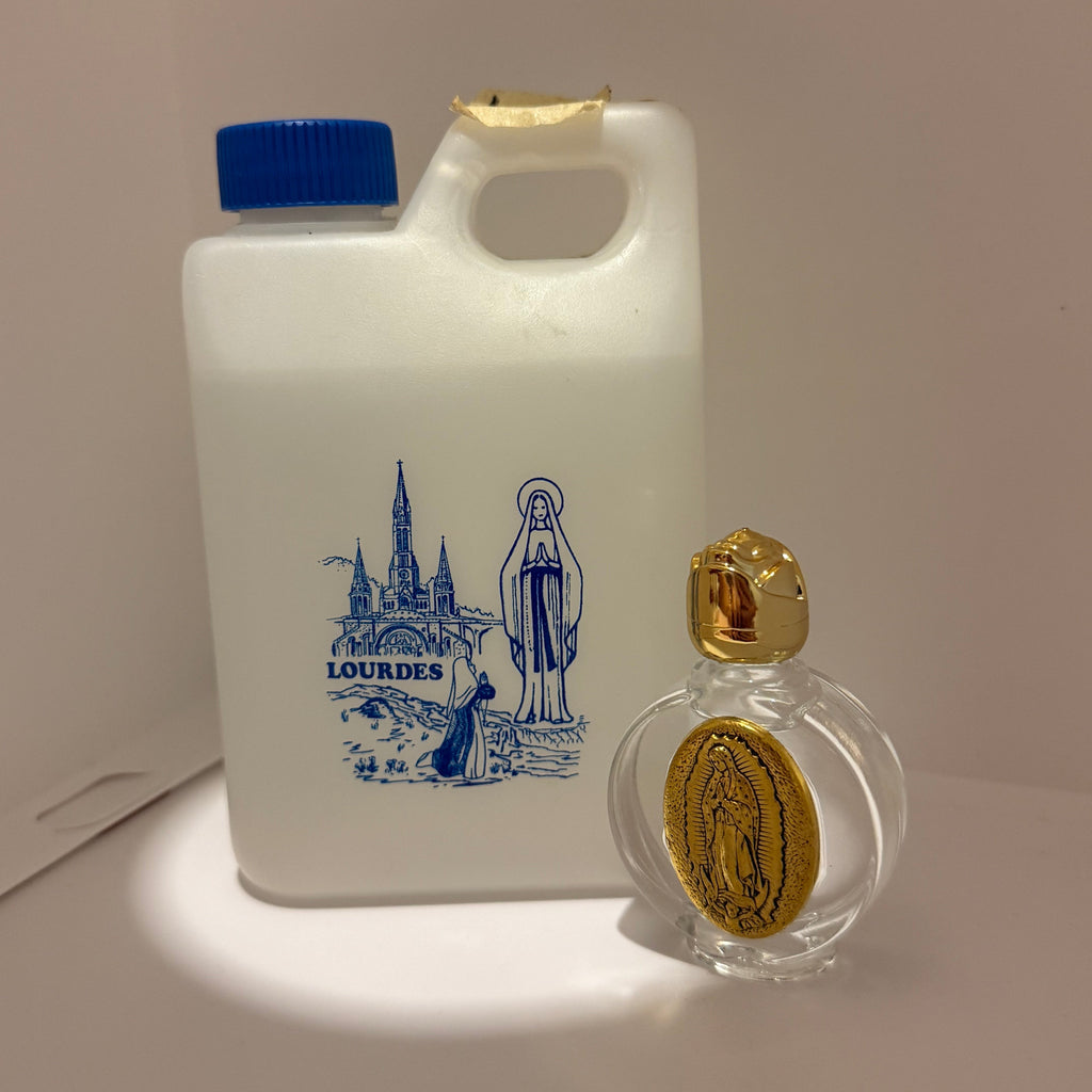 Eau bénite en Doré